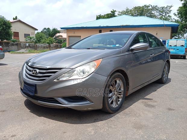 Hyundai Sonata 2011 Gray