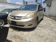 Toyota Sienna 2009 Gold for sale