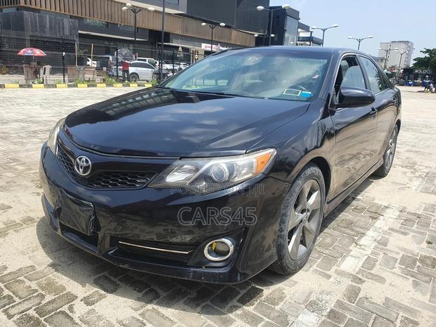 Toyota Camry 2013 Blue