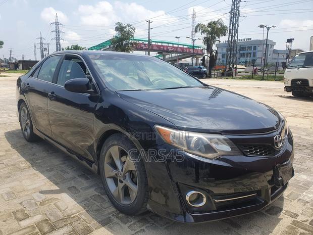 Toyota Camry 2013 Blue