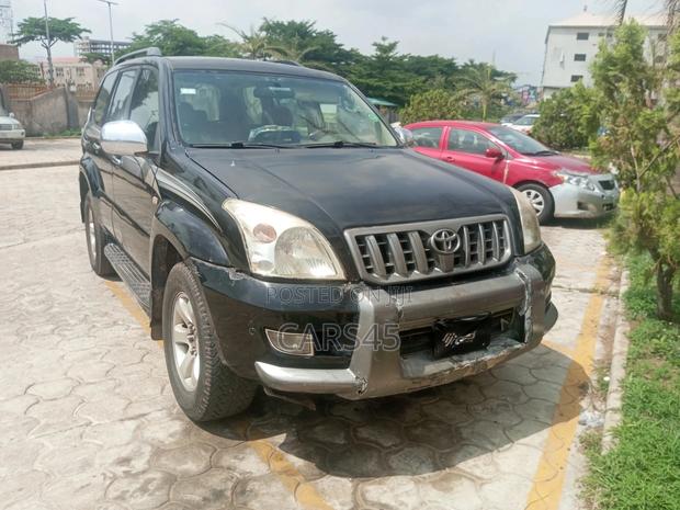 Toyota Land Cruiser Prado 2009 Black