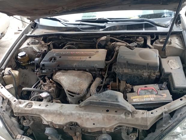 Toyota Camry 2003 Gold