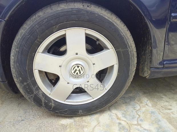 Volkswagen Golf 1999 Blue