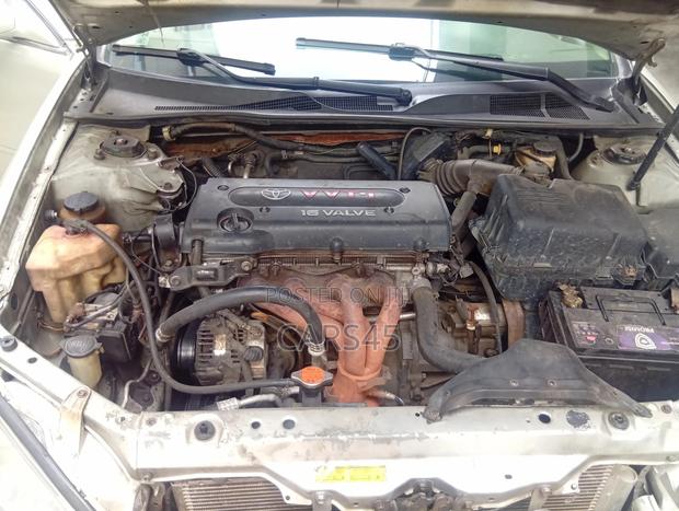 Toyota Camry 2004 Silver