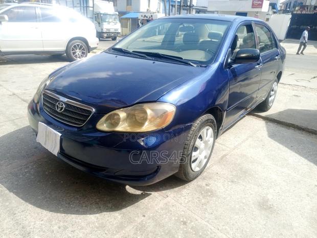 Toyota Corolla 2004 Blue