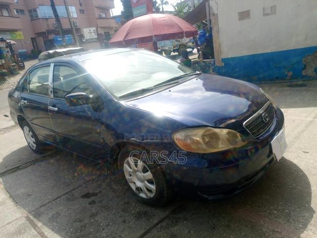 Toyota Corolla 2004 Blue