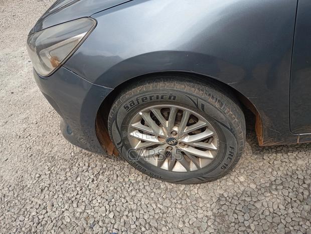 Kia Rio 2018 Gray