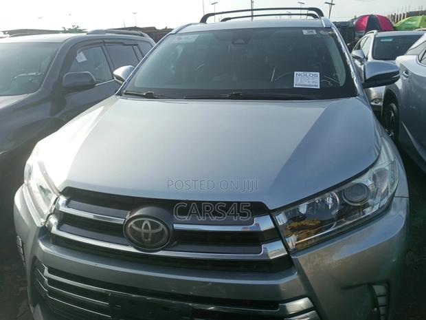 Toyota Highlander 2017 Silver