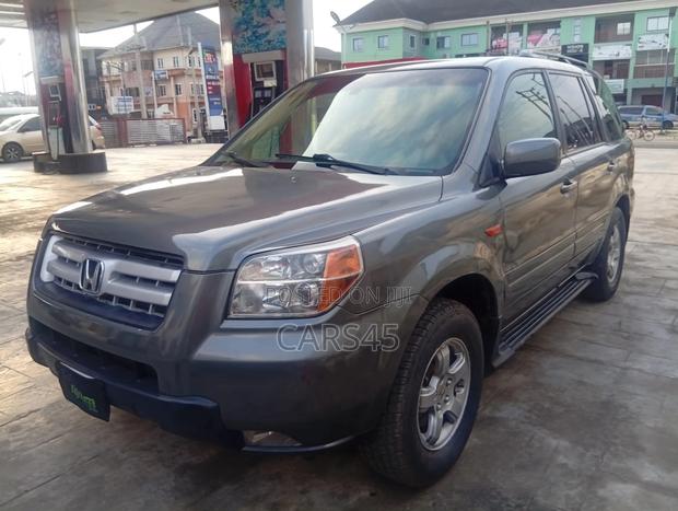 Honda Pilot 2008 Gray