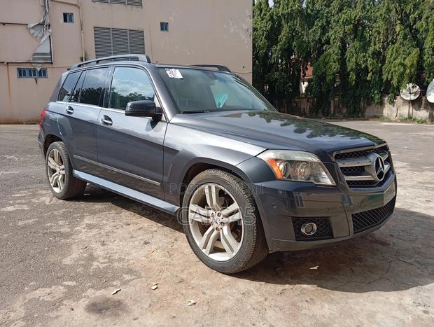 Mercedes-Benz GLK-Class 2010 Gray