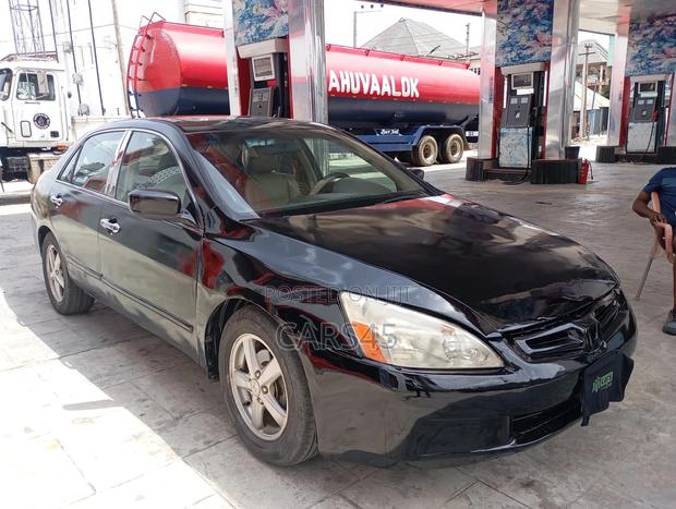 Honda Accord 2005 Black