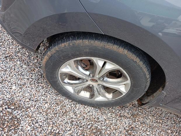 Hyundai Tucson SE AWD 2015 Gray
