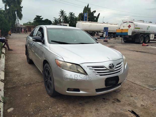 Toyota Camry 2008 Silver