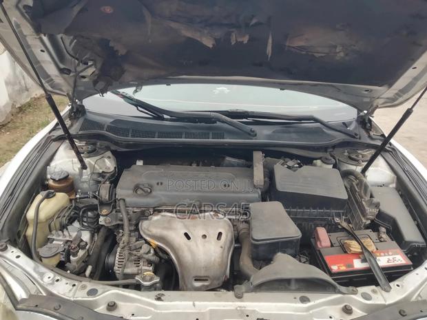 Toyota Camry 2008 Silver