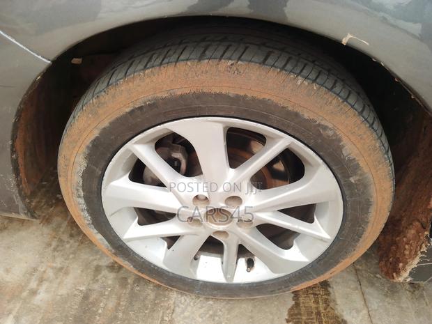 Toyota Corolla 2009 Gray