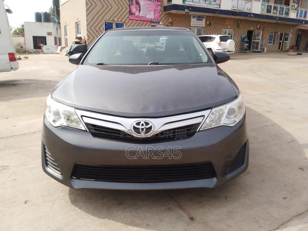 Toyota Camry 2012 Gray