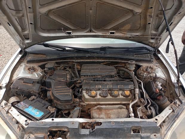 Honda Civic 2004 Silver
