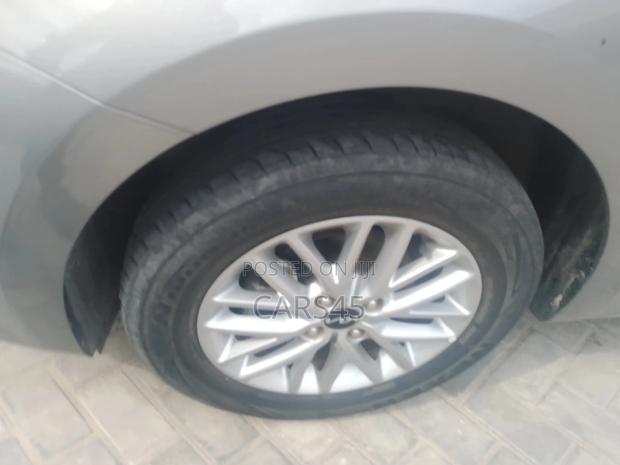 Kia Rio 2023 Gray