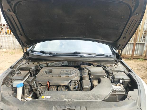 Hyundai Sonata 2016 Black