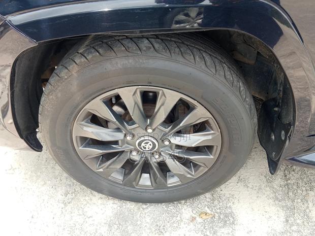 Toyota Land Cruiser Prado 4.0 V6 Dual VVT-i 2014 Black