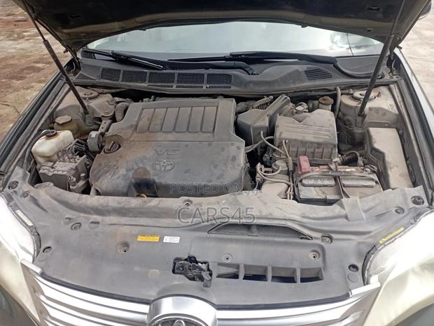 Toyota Avalon 2012 Gray