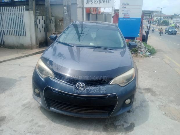 Toyota Corolla 2014 Gray