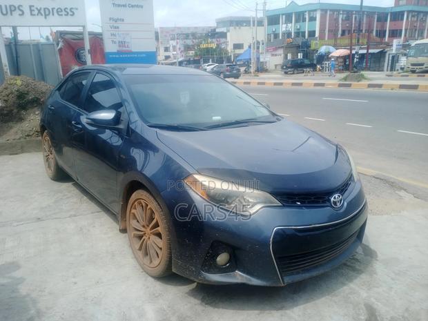 Toyota Corolla 2014 Gray