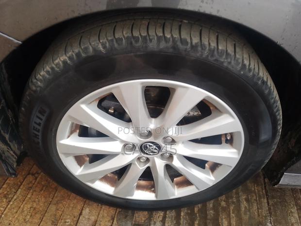 Toyota Camry 2020 Gray
