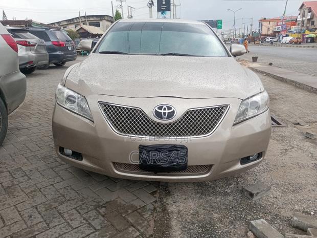 Toyota Camry 2007 Gold
