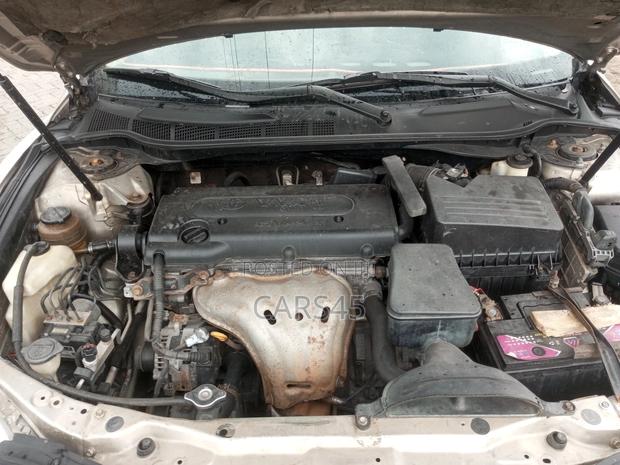 Toyota Camry 2007 Gold