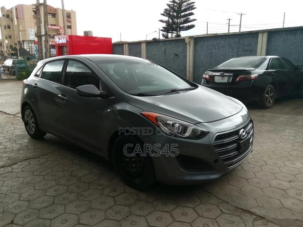 Hyundai Elantra 2017 Gray
