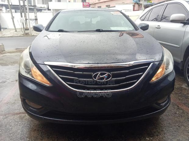 Hyundai Sonata 2012 Blue