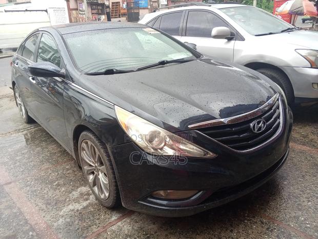 Hyundai Sonata 2012 Blue