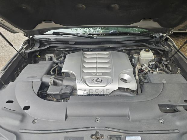 Lexus LX 2020 Silver
