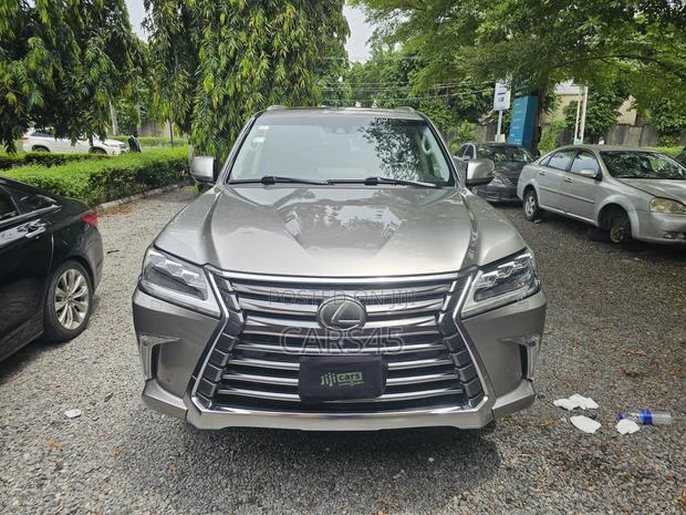 Lexus LX 2020 Silver