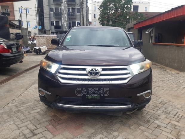 Toyota Highlander 2011 Burgandy