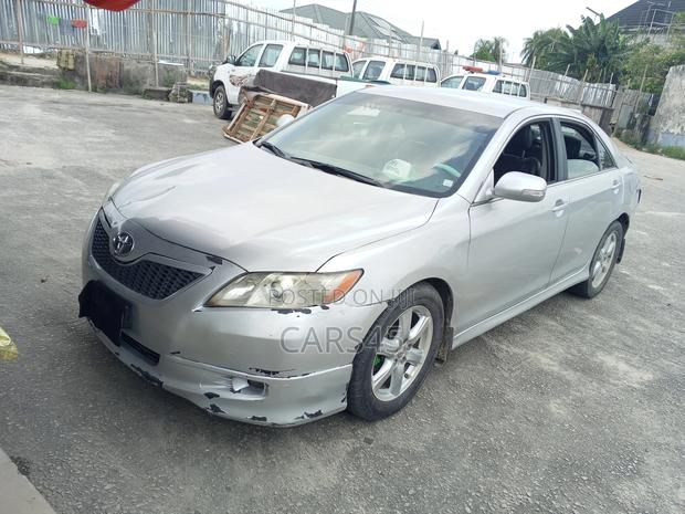 Toyota Camry SE 4dr Sedan (2.4L 4cyl 5A) 2007 Silver