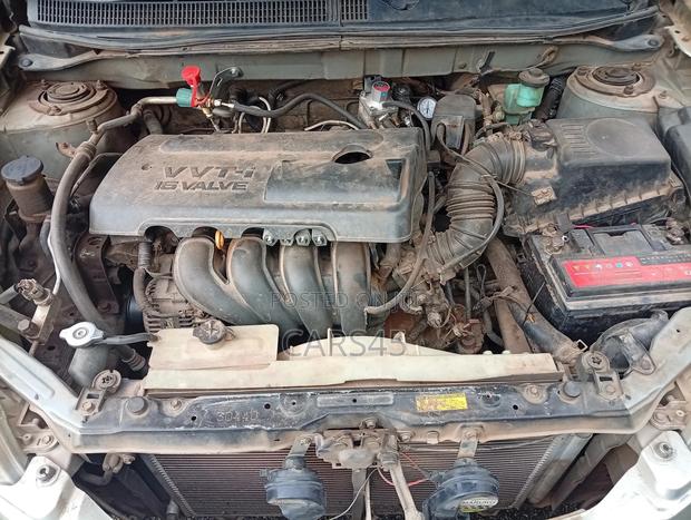 Toyota Matrix 2003 Silver