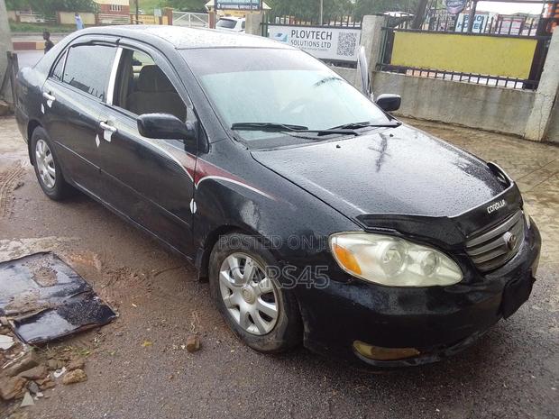 Toyota Corolla 2004 Black