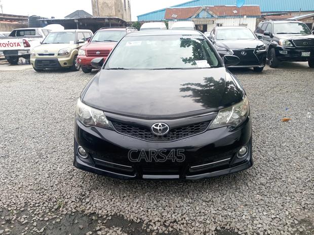 Toyota Camry 2012 Black