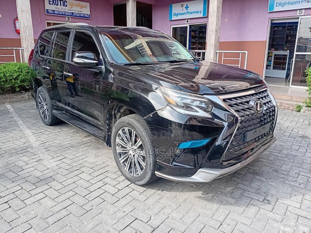 Lexus GX 2011 Black