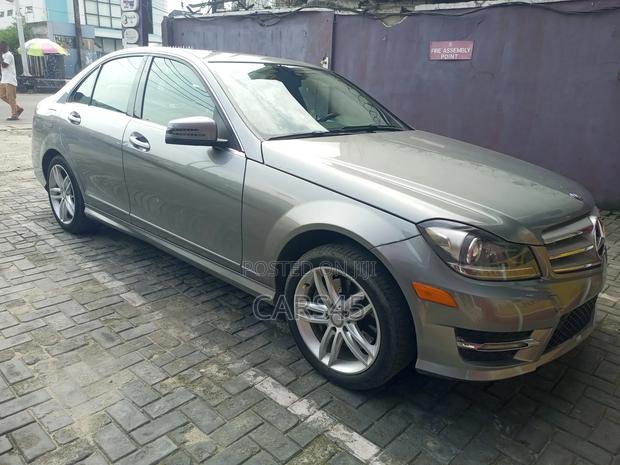 Mercedes-Benz C300 2014 Silver