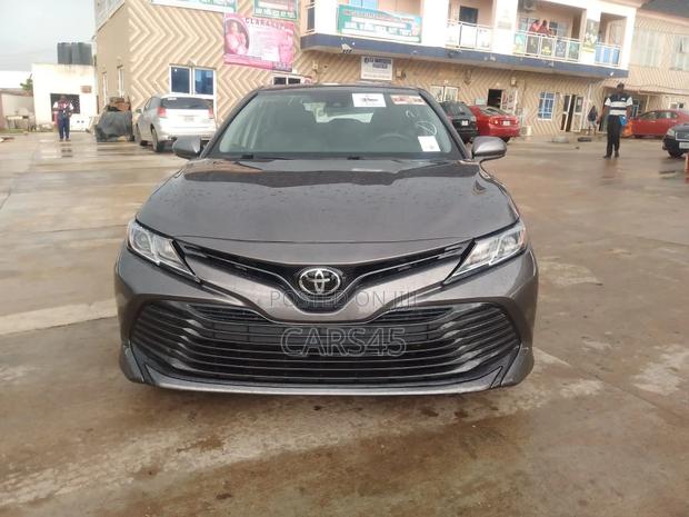 Toyota Camry 2020 Gray