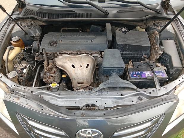 Toyota Camry 2007 Gray