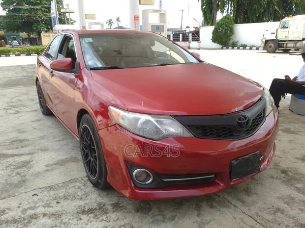 Toyota Camry 2012 Red