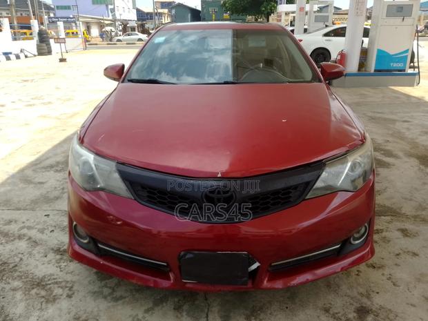 Toyota Camry 2012 Red