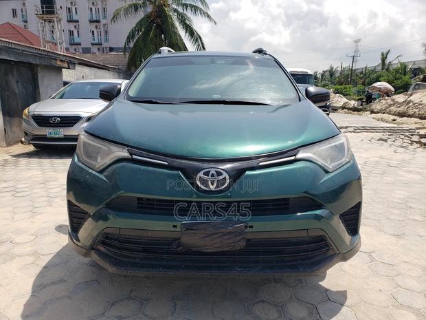 Toyota RAV4 2016 Green
