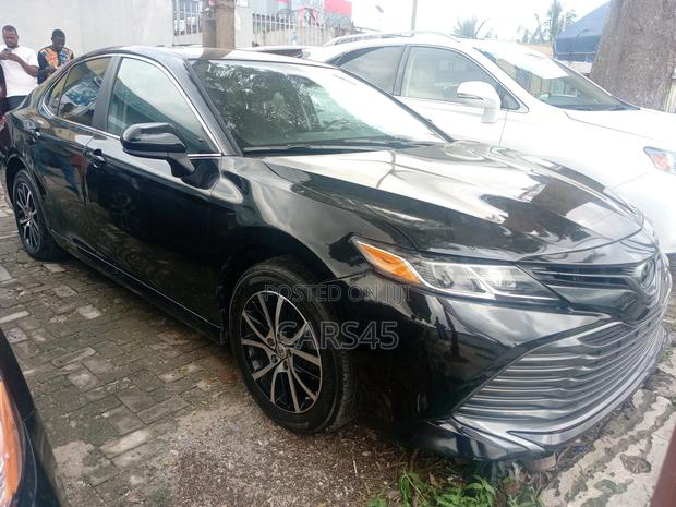 Toyota Camry 2019 Black