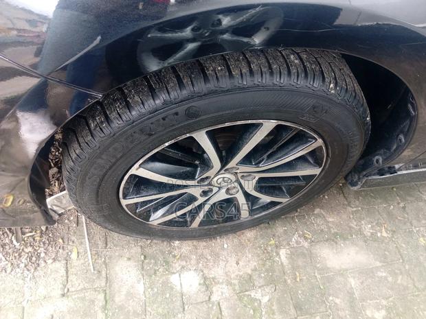 Toyota Camry 2019 Black