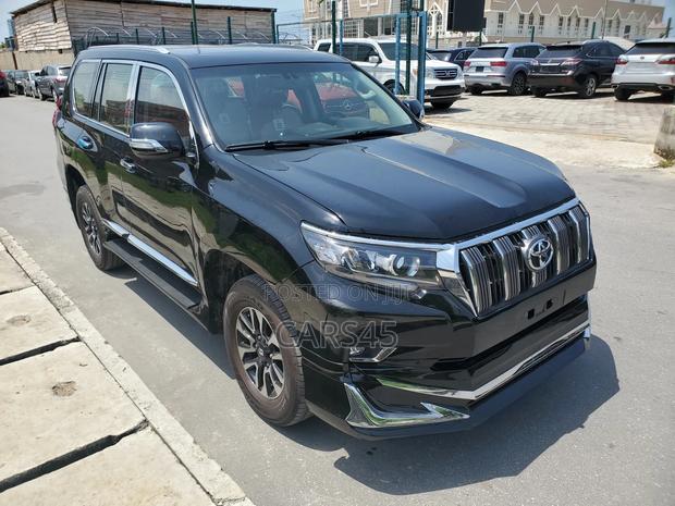 Toyota Land Cruiser Prado 2016 Black